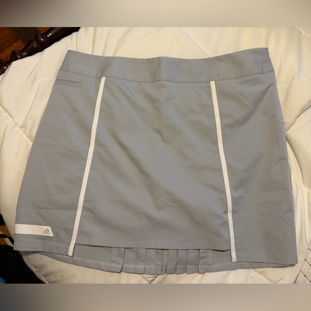 Adidas Light Gray Skort NWT 16